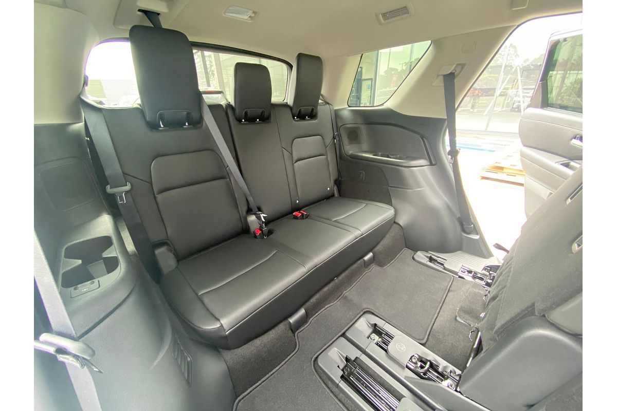 2024 Nissan Pathfinder Ti R53