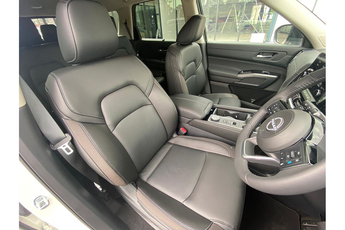 2024 Nissan Pathfinder Ti R53