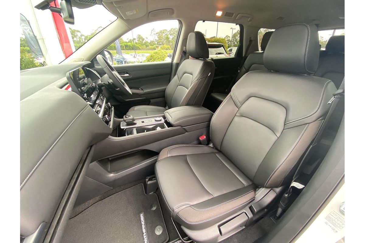 2024 Nissan Pathfinder Ti R53