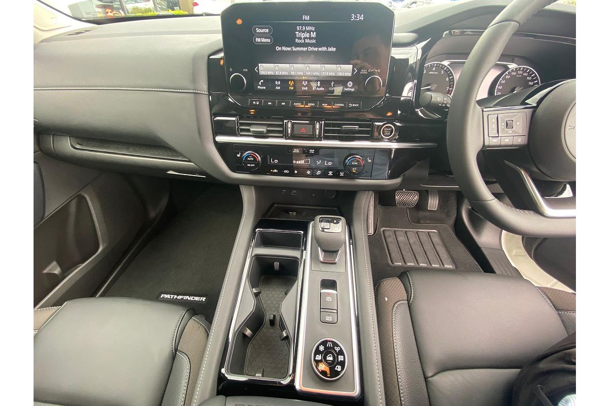 2024 Nissan Pathfinder Ti R53