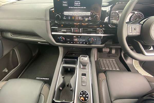 2024 Nissan Pathfinder Ti R53