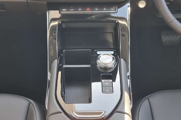 2025 GWM Haval H6 Lux B01