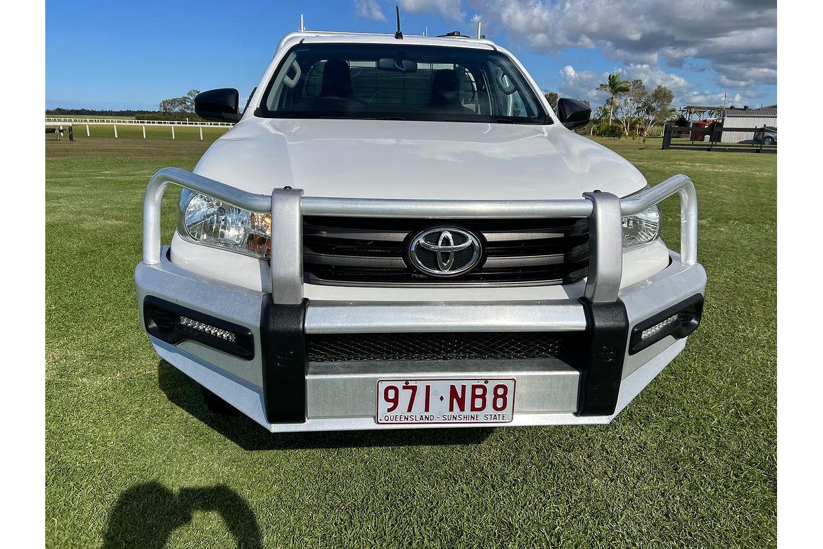 2015 Toyota Hilux SR GUN126R 4X4