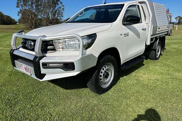 2015 Toyota Hilux SR GUN126R 4X4