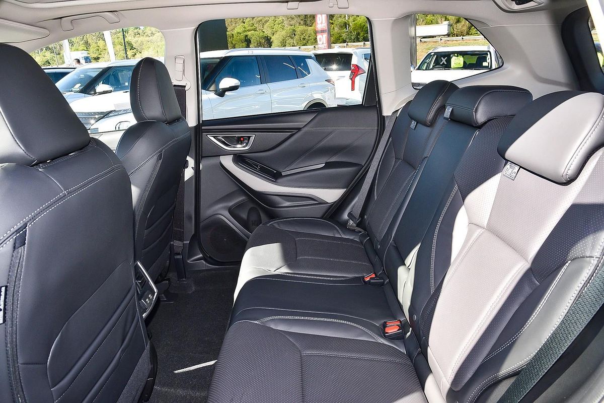2025 Subaru Forester 2.5i-S S5