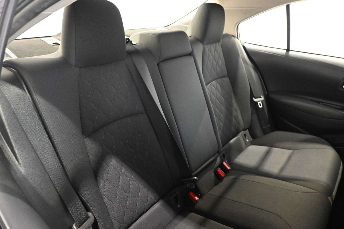 2022 Toyota Corolla Ascent Sport Hybrid ZWE211R