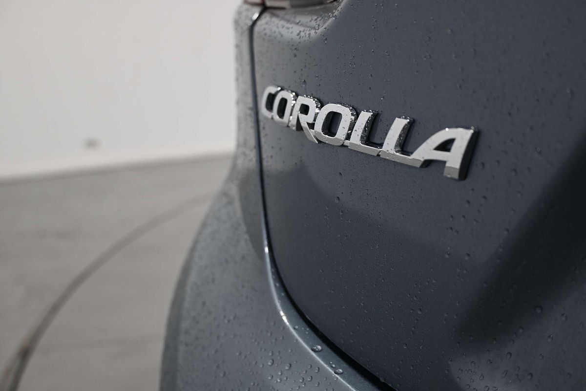 2022 Toyota Corolla Ascent Sport Hybrid ZWE211R
