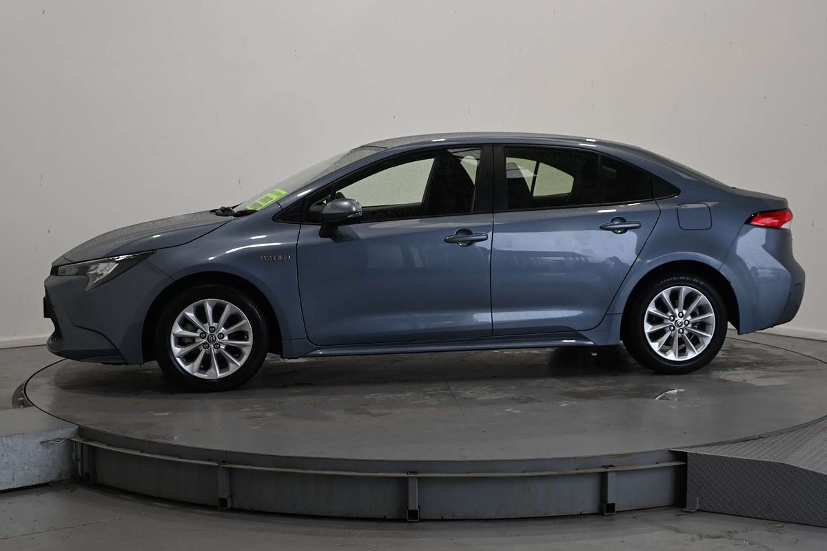 2022 Toyota Corolla Ascent Sport Hybrid ZWE211R