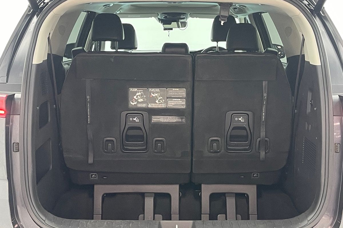 2021 Kia Carnival Platinum KA4