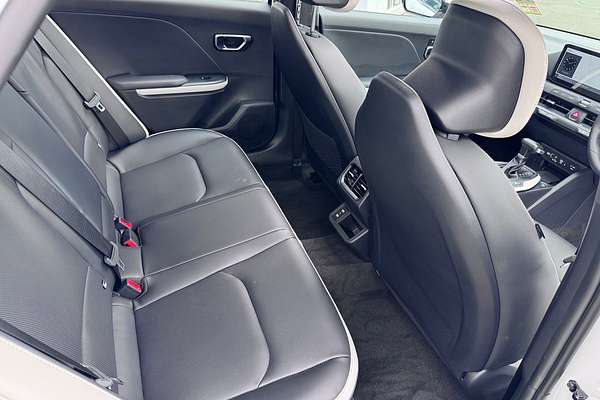 2024 Kia K4 GT-Line CL4m