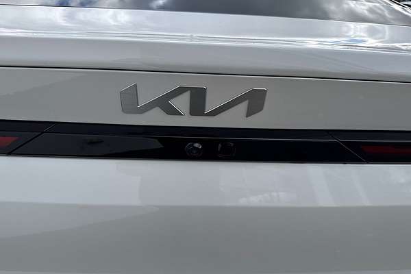 2024 Kia K4 GT-Line CL4m