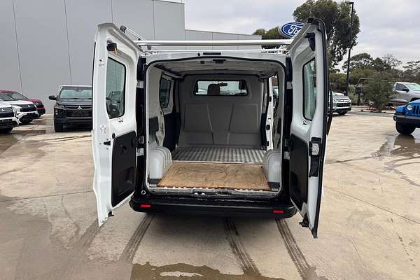 2021 Mitsubishi Express GLX SN SWB