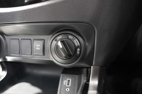 2020 Nissan Navara ST D23 Series 4 4X4