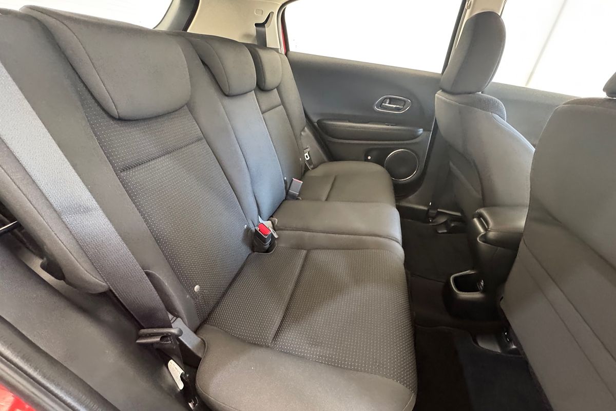2019 Honda HR-V VTi-S