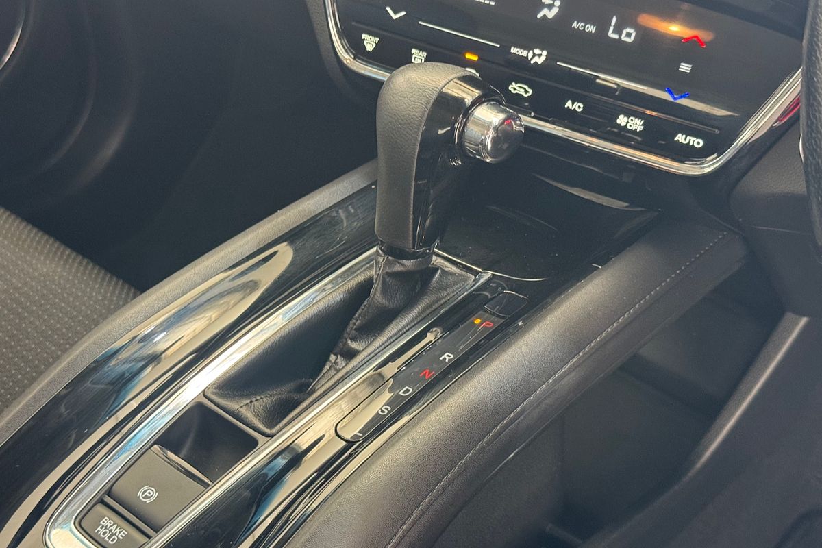 2019 Honda HR-V VTi-S