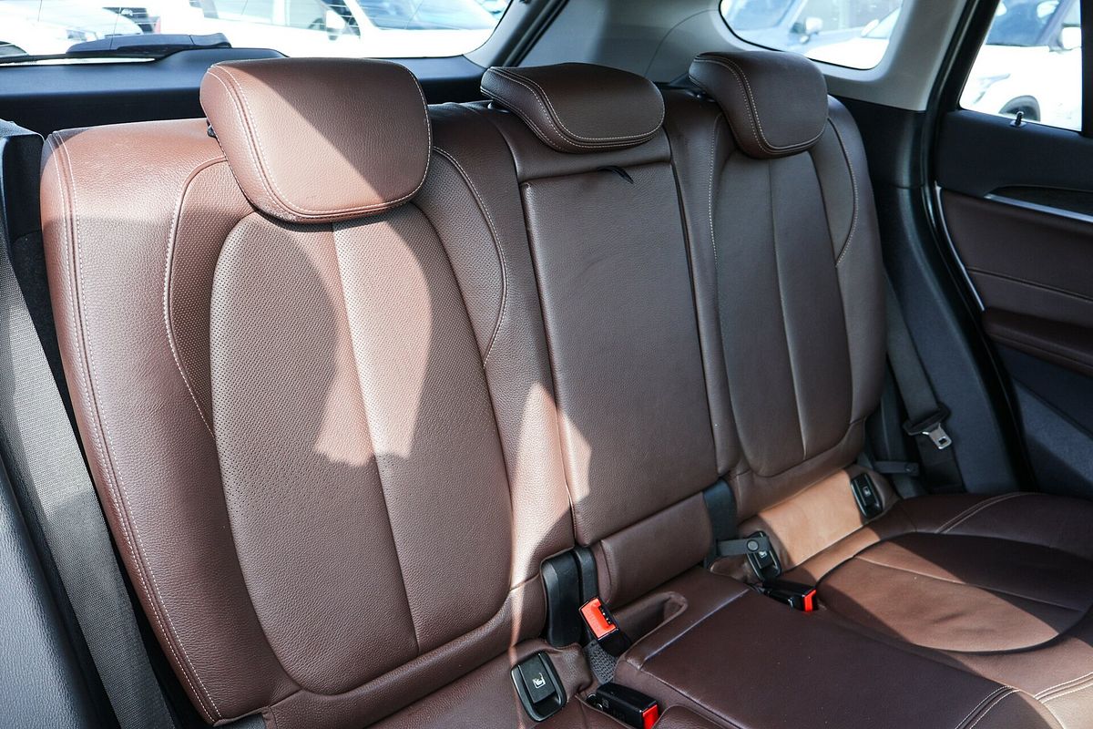 2015 BMW X1 xDrive25i F48