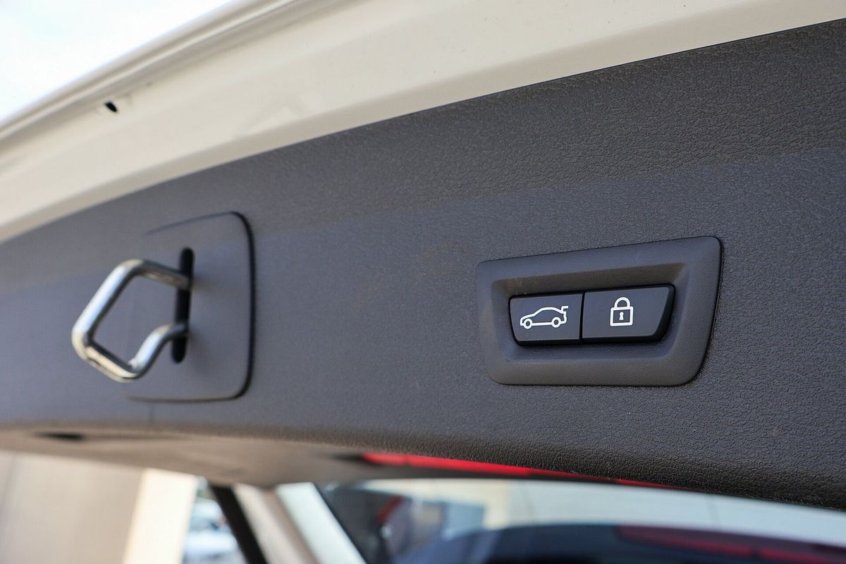 2015 BMW X1 xDrive25i F48