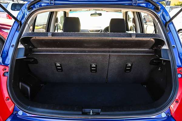 2016 Suzuki Swift GL Navigator FZ