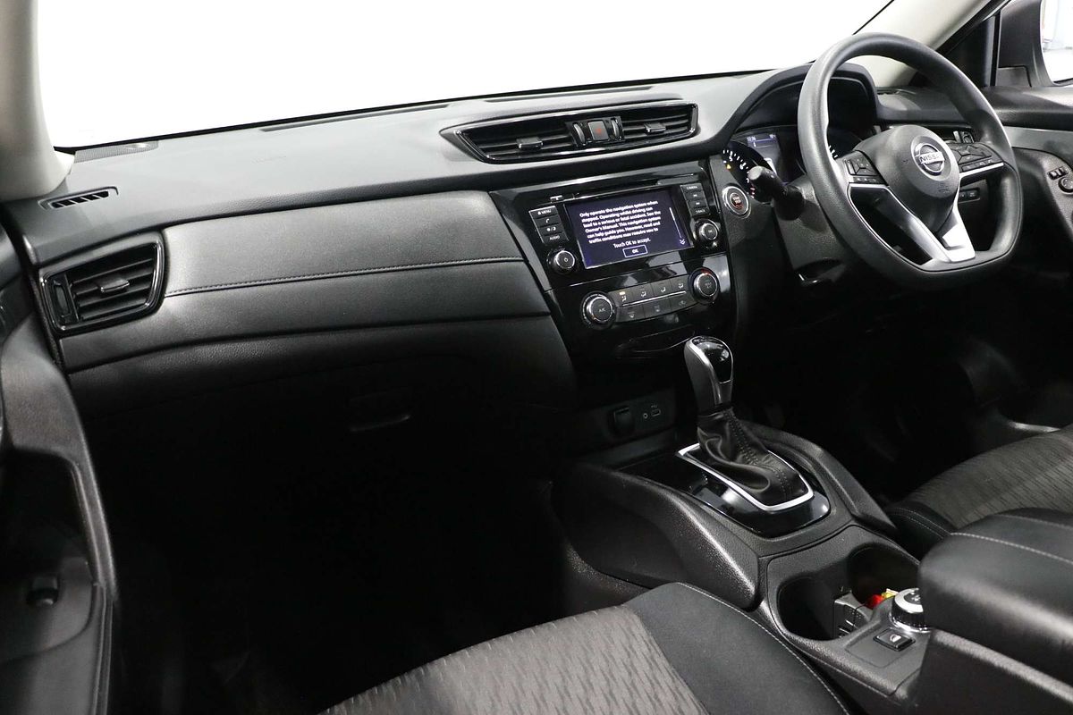 2022 Nissan X-TRAIL ST T32