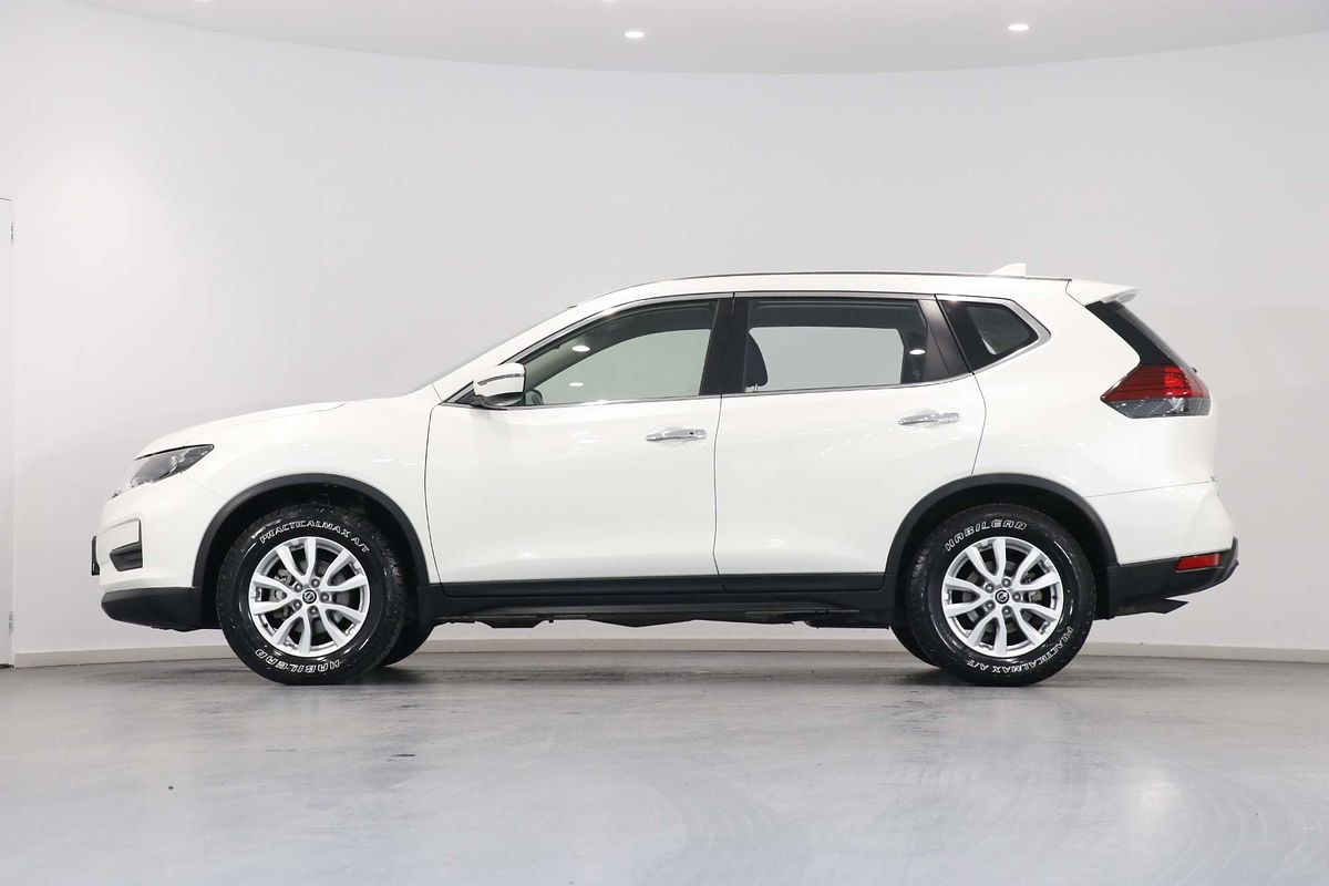 2022 Nissan X-TRAIL ST T32