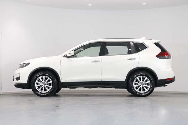 2022 Nissan X-TRAIL ST T32