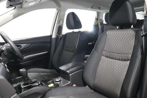 2022 Nissan X-TRAIL ST T32