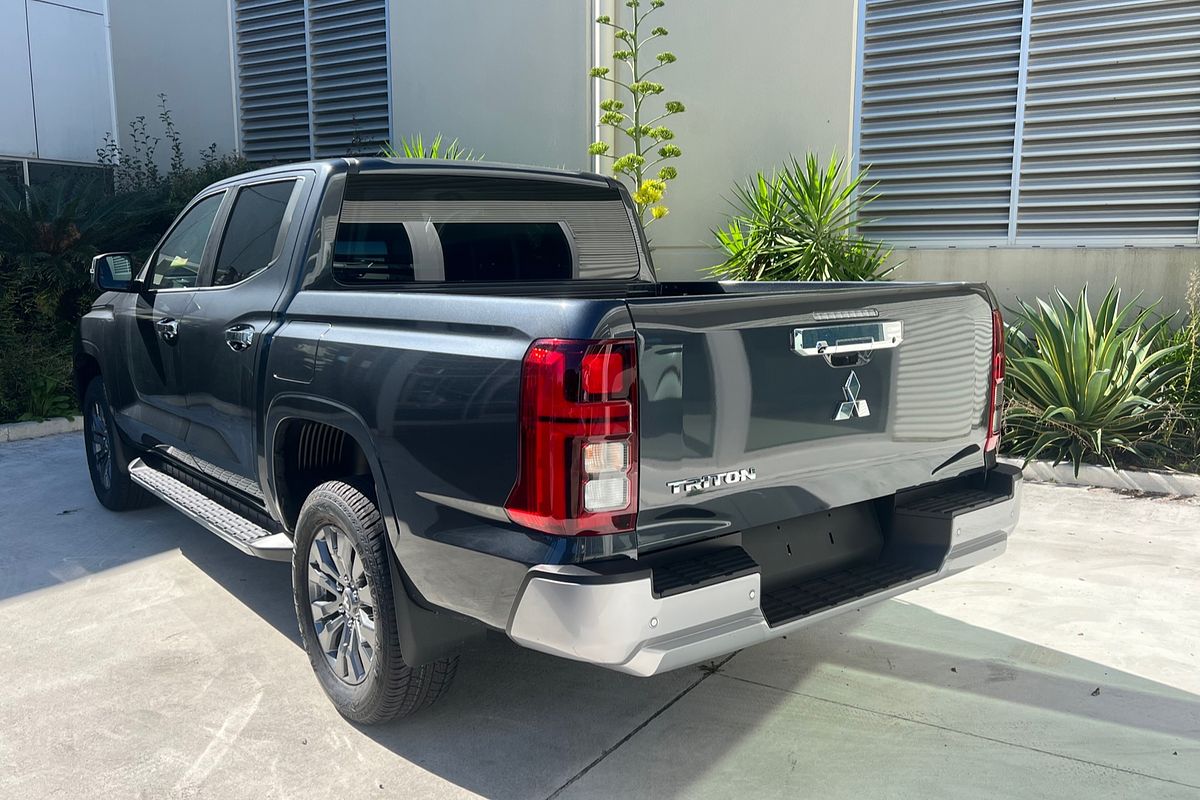 2024 Mitsubishi Triton GLS MV 4X4