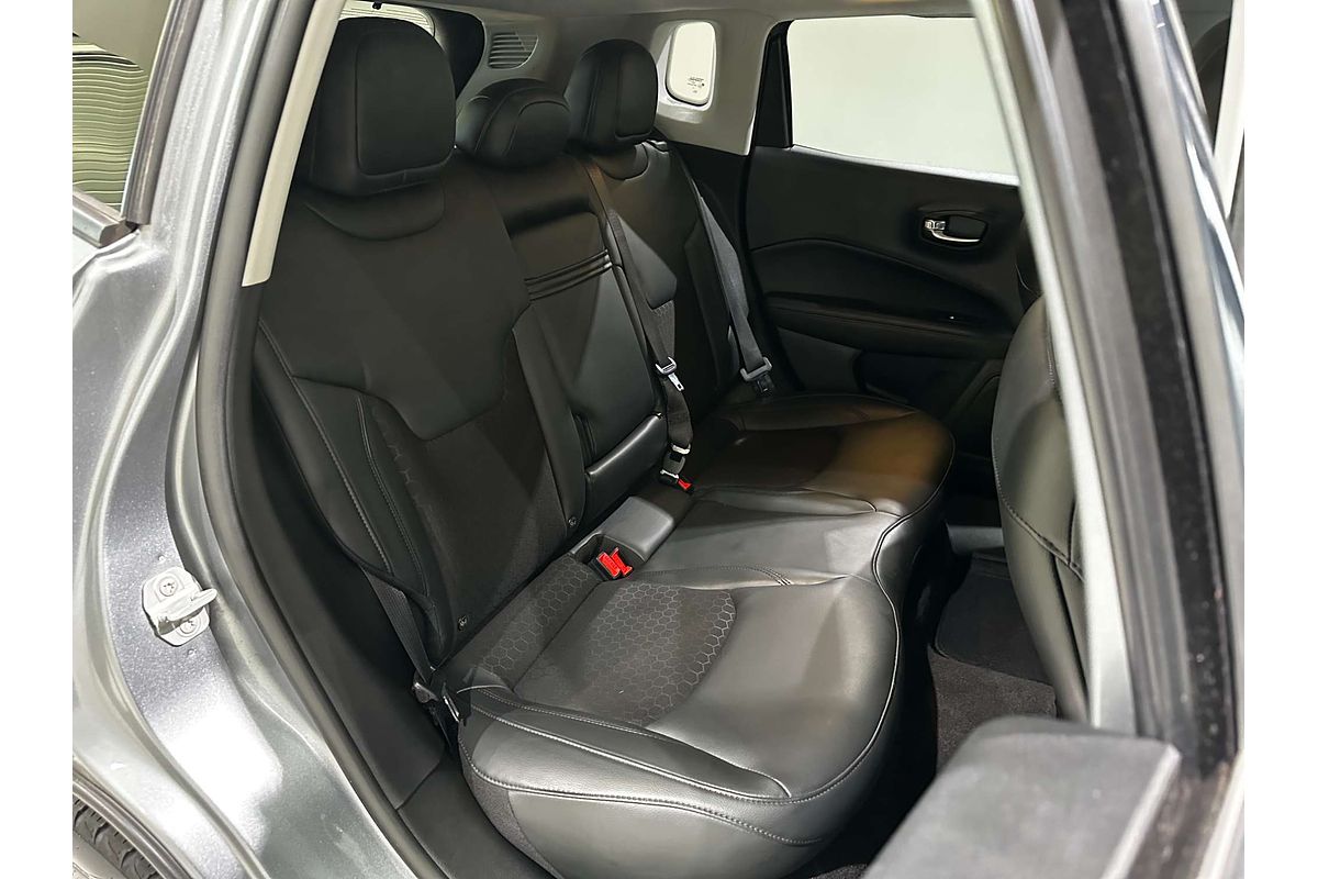 2020 Jeep Compass Night Eagle M6