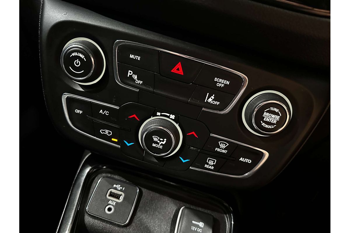 2020 Jeep Compass Night Eagle M6