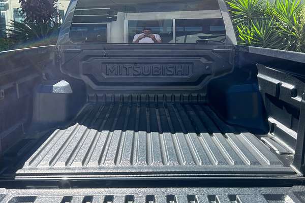 2024 Mitsubishi Triton GLS MV 4X4