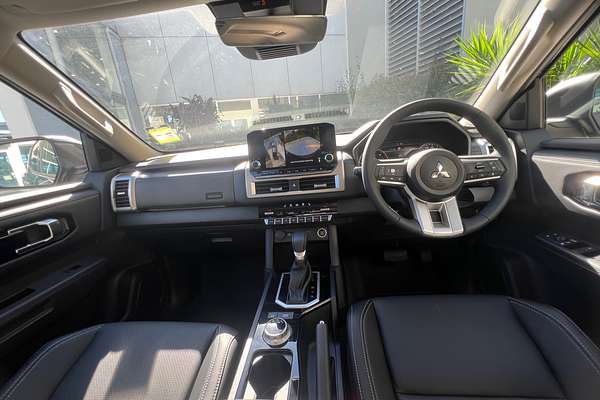 2024 Mitsubishi Triton GLS MV 4X4