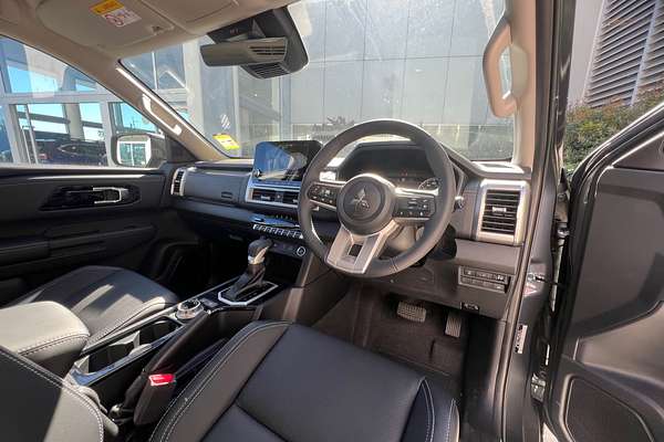 2024 Mitsubishi Triton GLS MV 4X4