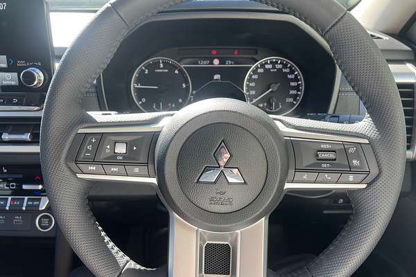 2024 Mitsubishi Triton GLS MV 4X4