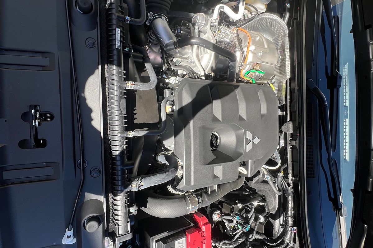 2024 Mitsubishi Triton GLS MV 4X4