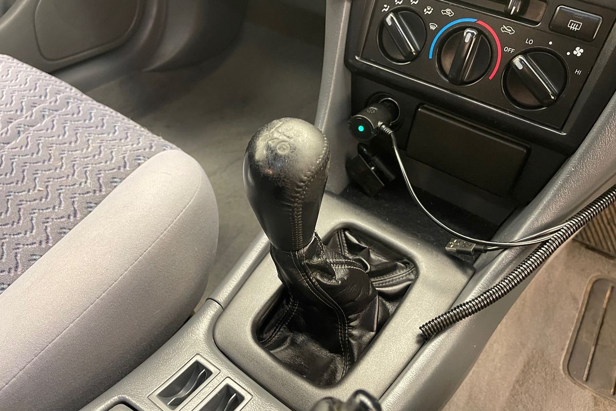 2000 Toyota Camry Touring MCV20R