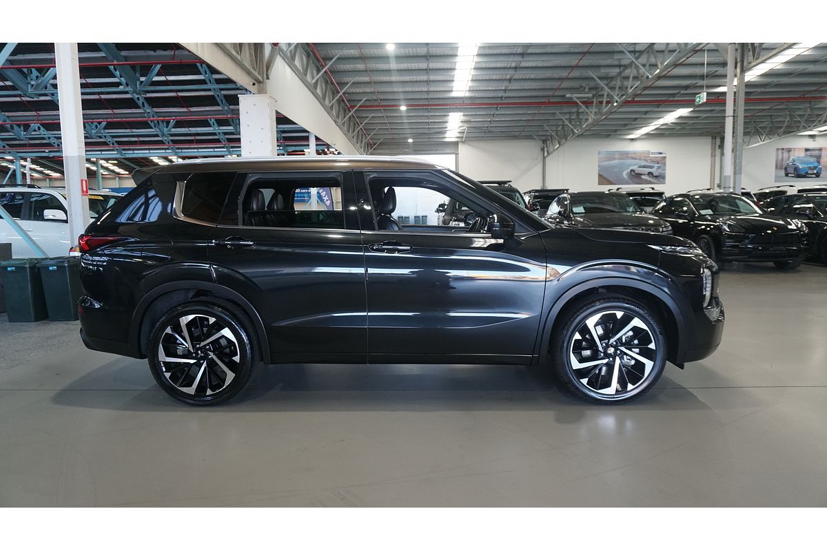 2023 Mitsubishi Outlander Exceed Tourer ZM