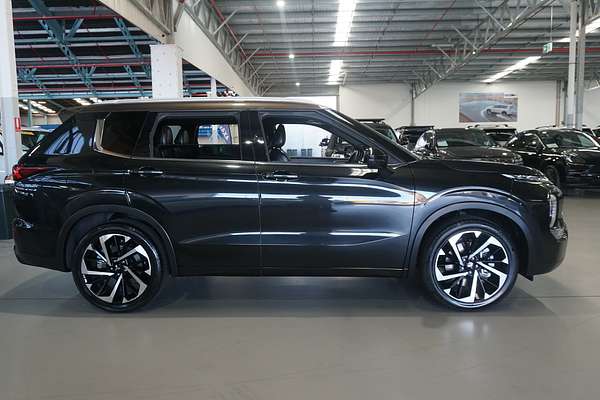 2023 Mitsubishi Outlander Exceed Tourer ZM