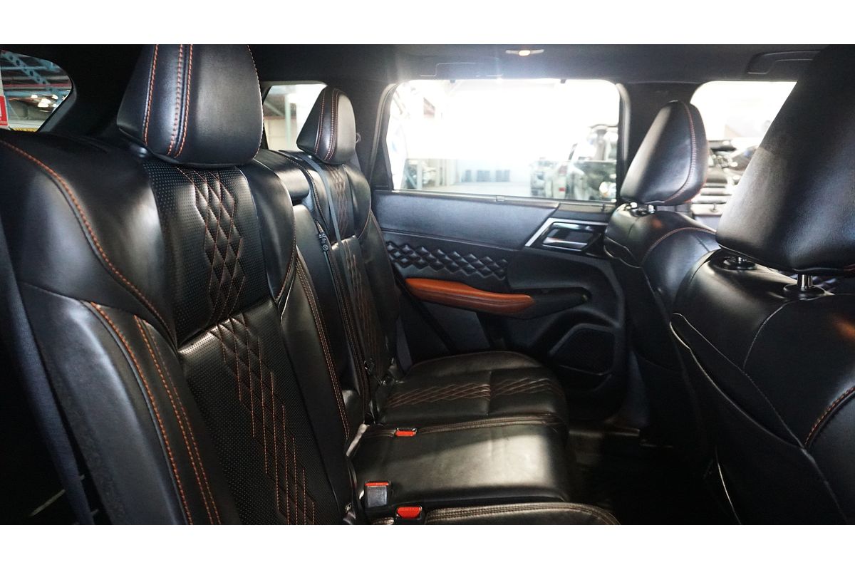 2023 Mitsubishi Outlander Exceed Tourer ZM