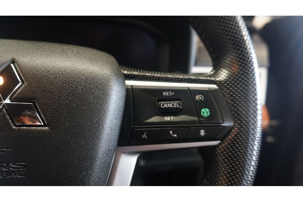 2023 Mitsubishi Outlander Exceed Tourer ZM