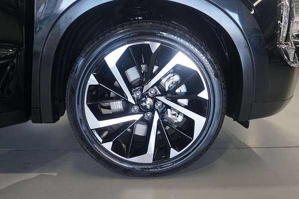 2023 Mitsubishi Outlander Exceed Tourer ZM