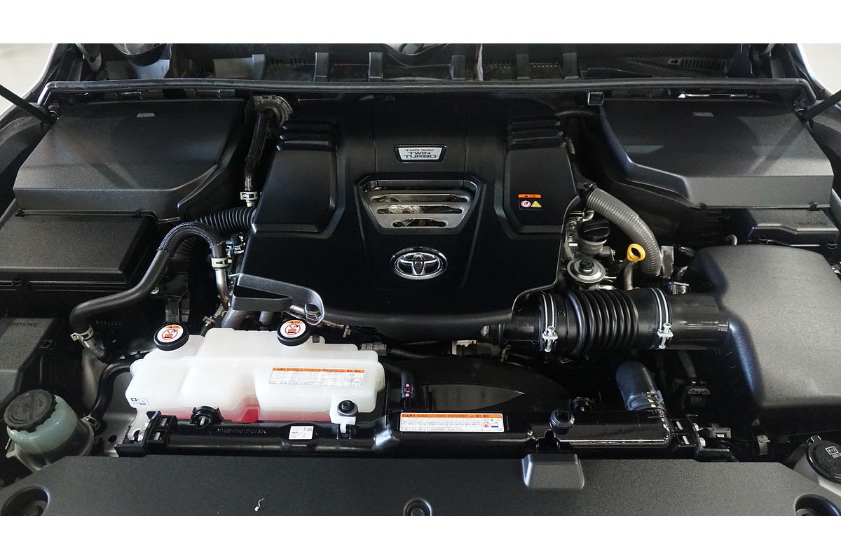2022 Toyota Landcruiser Sahara FJA300R