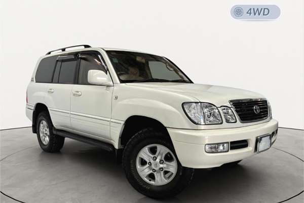 1999 Toyota Landcruiser Cygnus