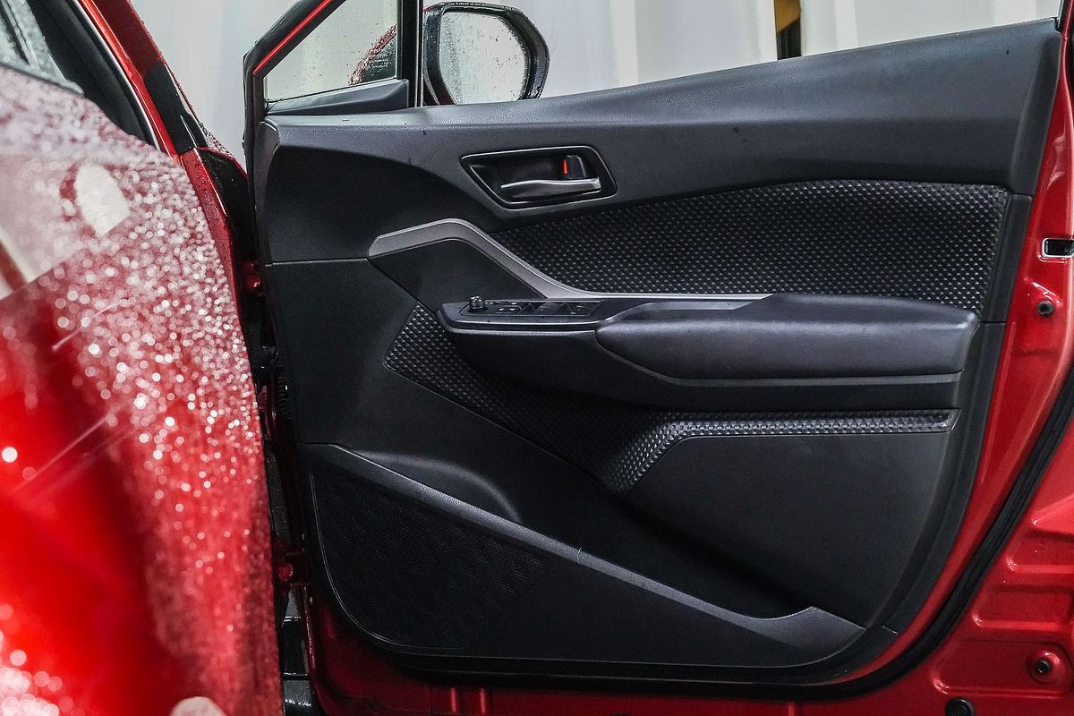 2023 Toyota C-HR GXL NGX10R
