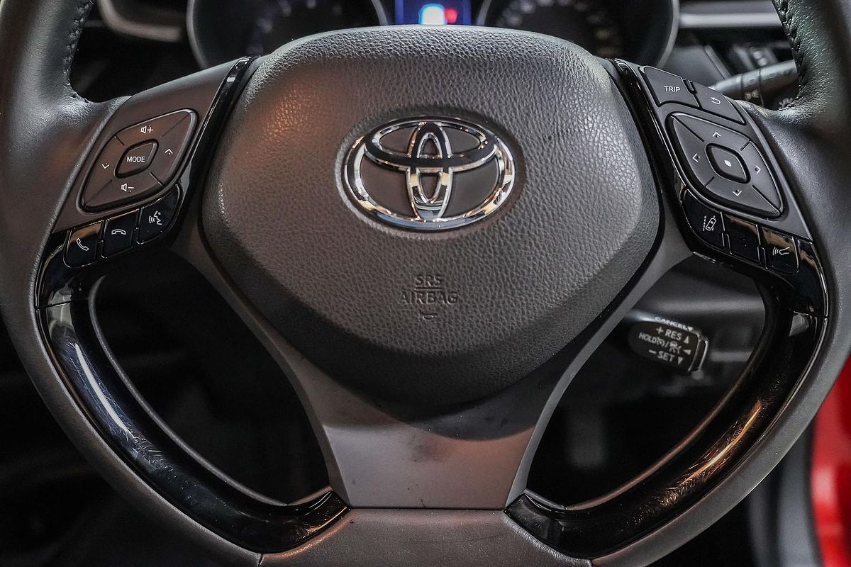 2023 Toyota C-HR GXL NGX10R