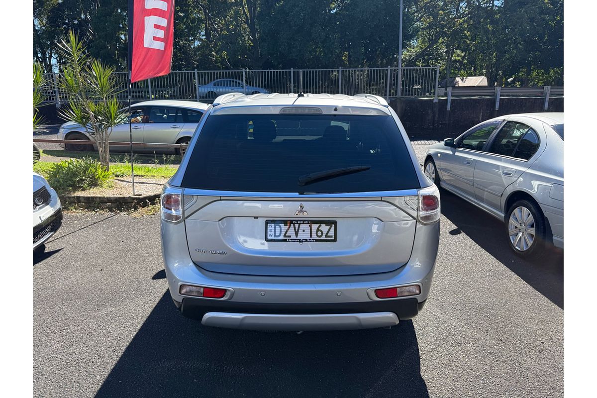 2014 Mitsubishi Outlander ES ZJ