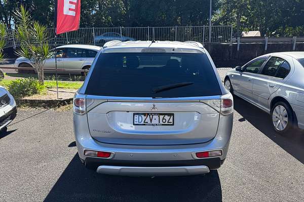 2014 Mitsubishi Outlander ES ZJ