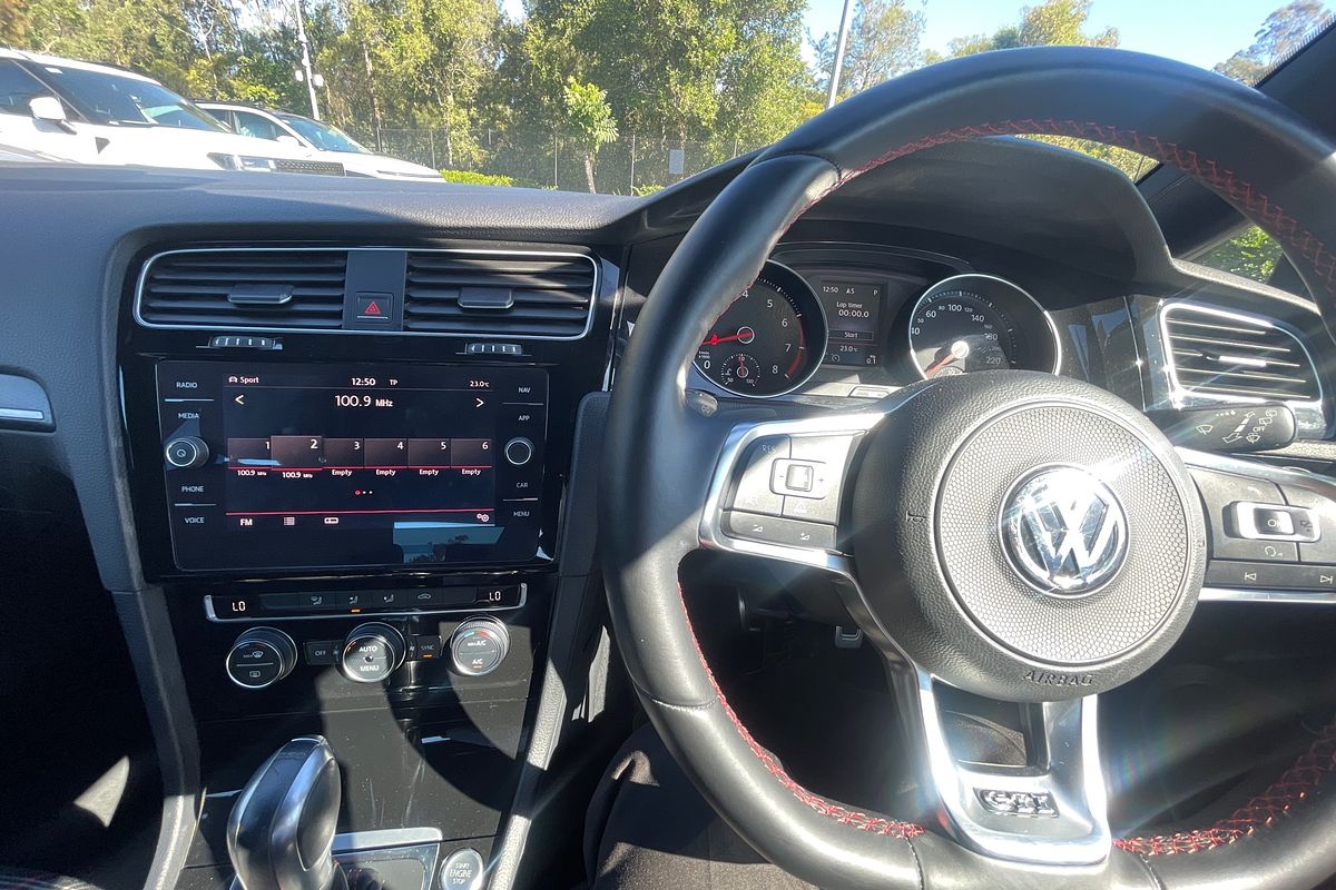 2017 Volkswagen Golf GTI 7.5