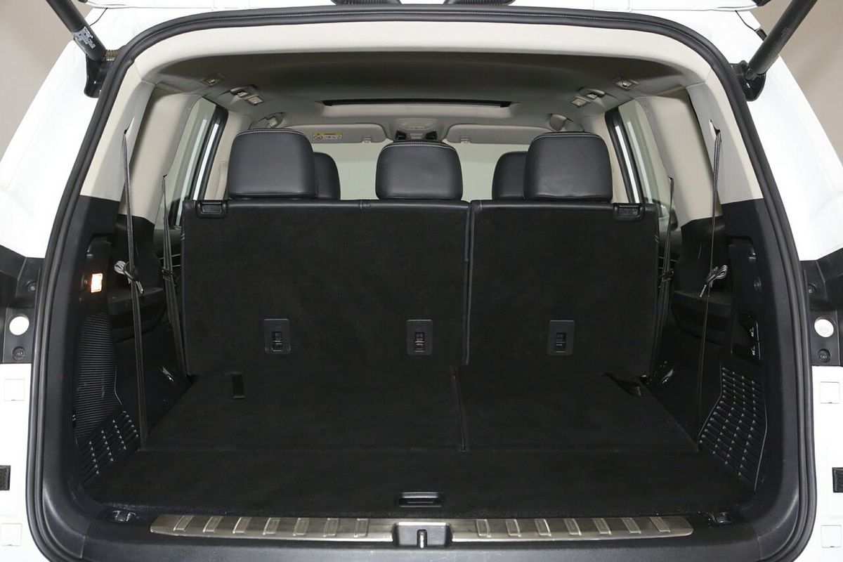 2022 LDV D90 Executive SV9A