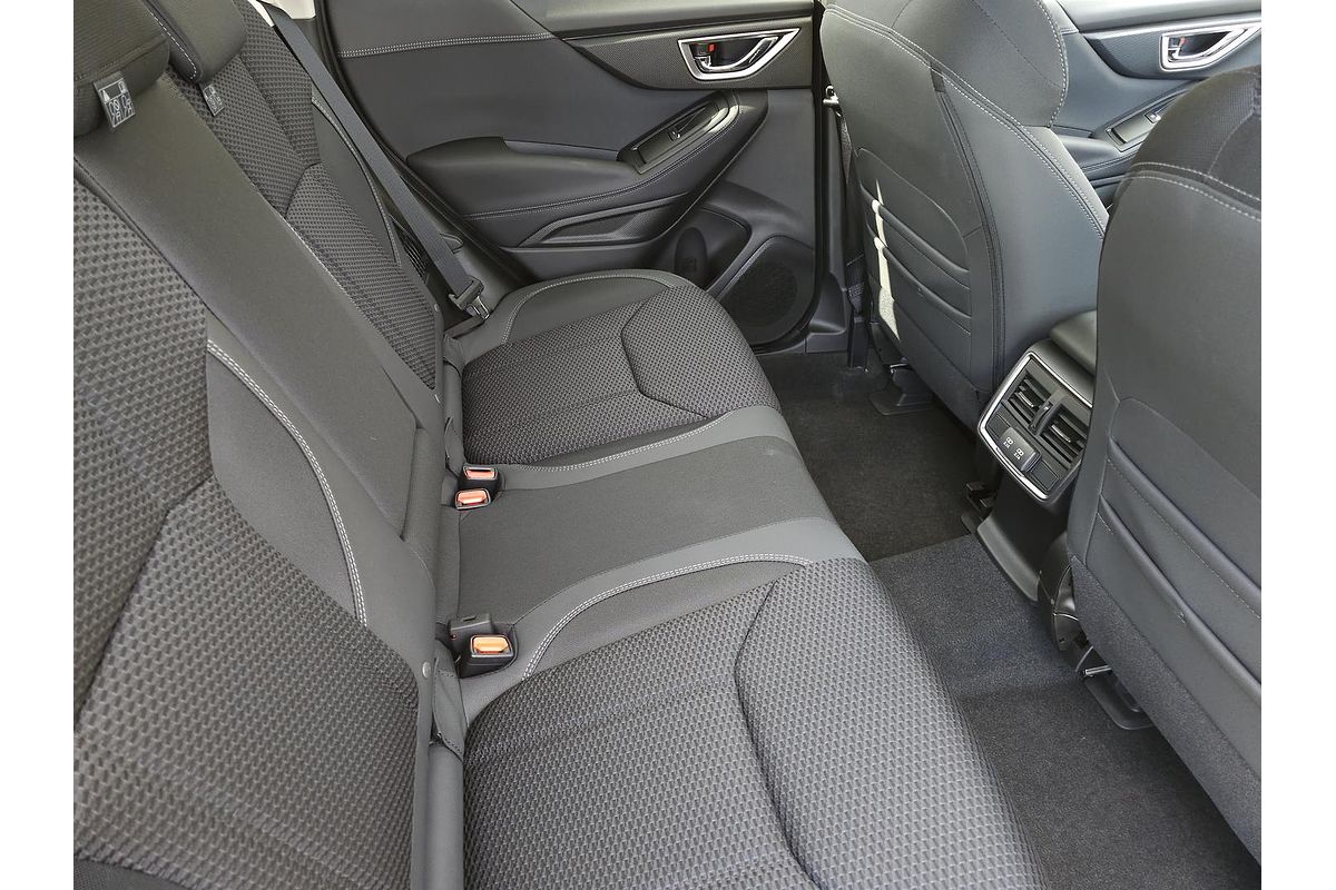 2024 Subaru Forester Hybrid L S5