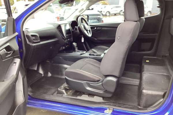 2023 Isuzu D-MAX SX High Ride Rear Wheel Drive